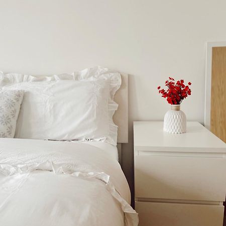 En-Suite Room 5Mins From Tower Bridge ลอนดอน ภายนอก รูปภาพ
