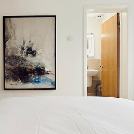En-Suite Room 5Mins From Tower Bridge ลอนดอน ภายนอก รูปภาพ